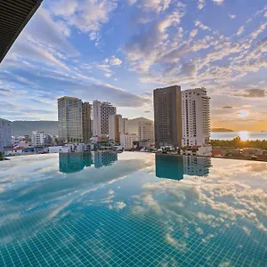 Del Luna Boutique Hotel Da Nang