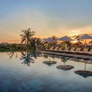 4* Resort Legacy